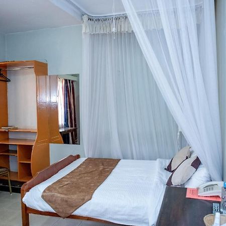 Jupiter Guest House - Parklands 나이로비 외부 사진