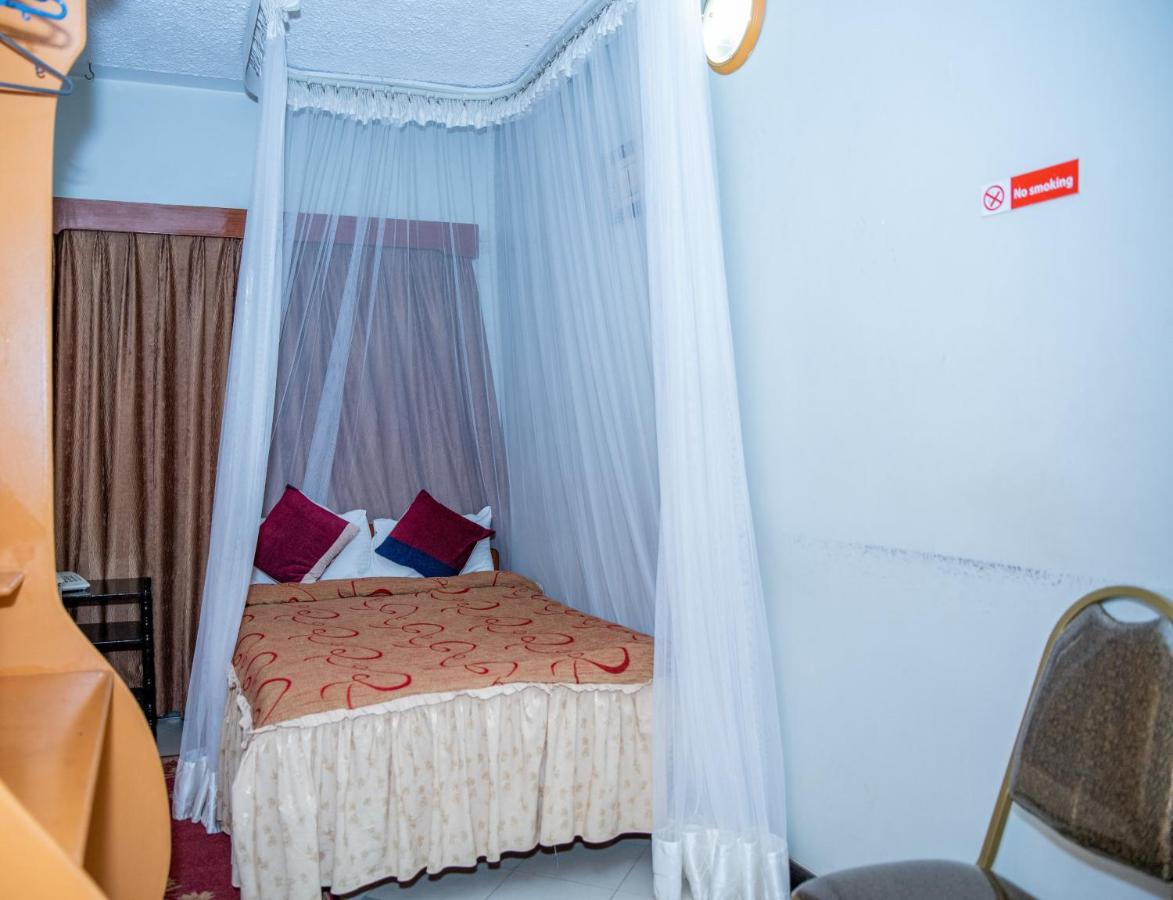 Jupiter Guest House - Parklands 나이로비 외부 사진
